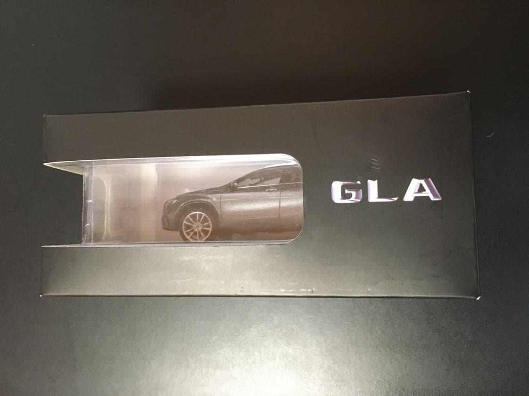 メルセデスベンツ GLA X156 モデルカー ミニカー 1:43 純正 絶版品