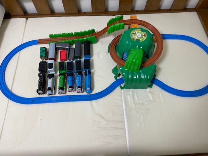 トーマス　プラレール　どきどきマウンテンのセットです☆