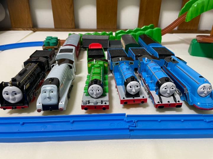 トーマス　プラレール　どきどきマウンテンのセットです☆