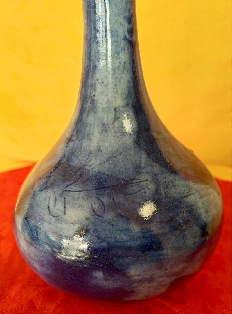 李朝瑠璃釉刻花紋 朝鮮古陶磁器 朝鮮美術 一輪挿 花器 金継ぎ 16㌢ 木箱入