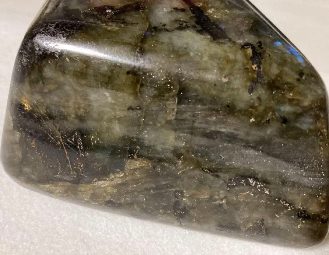 【マジックワーカーの石】ラブラドライト マダガスカル産 924g フリーフォーム