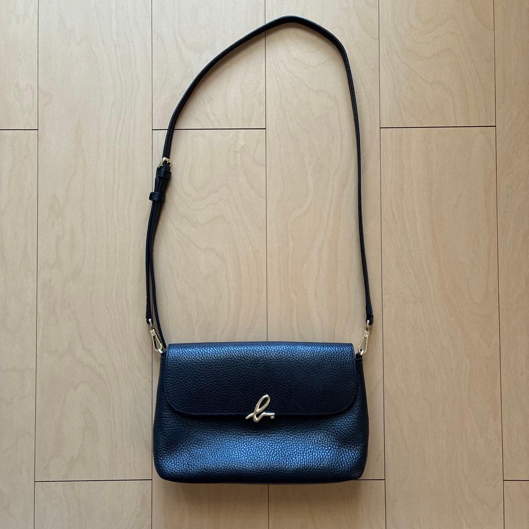 アニエスベー　ショルダーバッグ　黒　シボ革