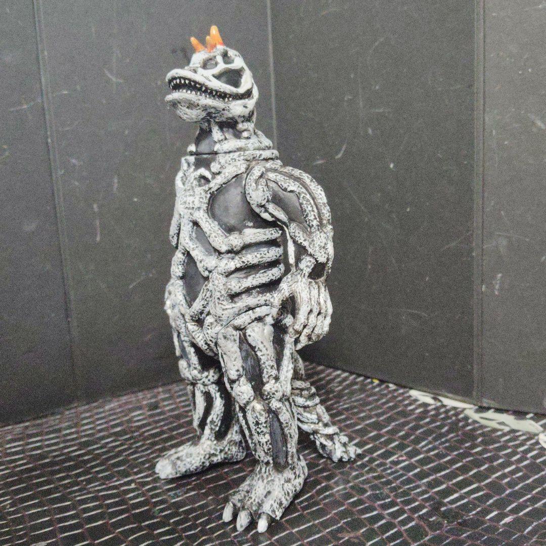 ウルトラ怪獣旧型ソフビシーボーズ.エレキング.レッドキング