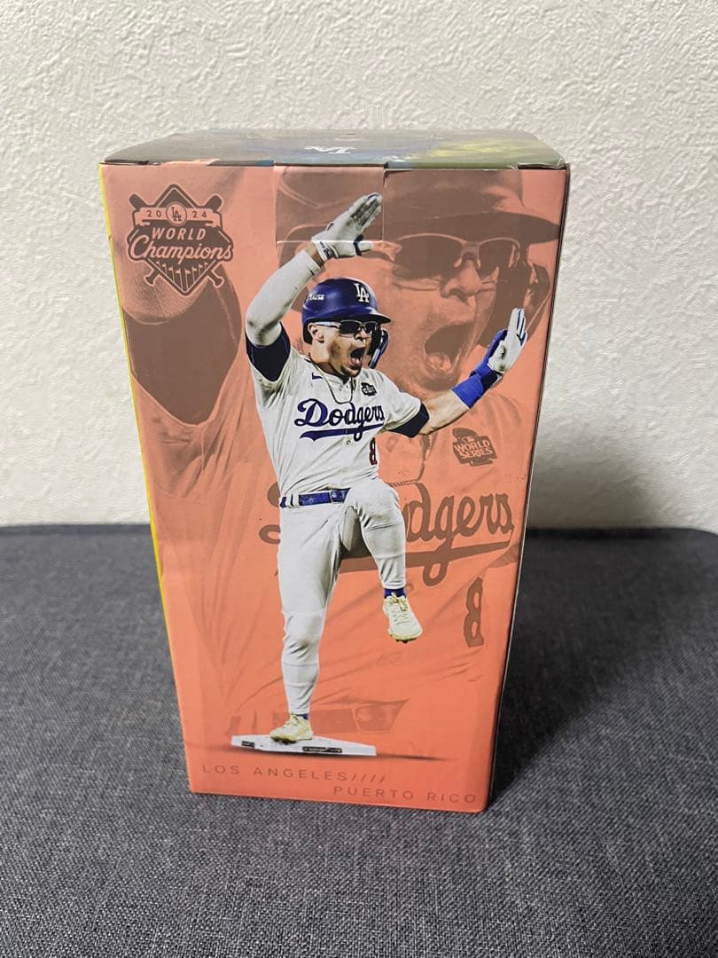 キケ ヘルナンデス　Dodgersフィギュア　ボブルヘッド