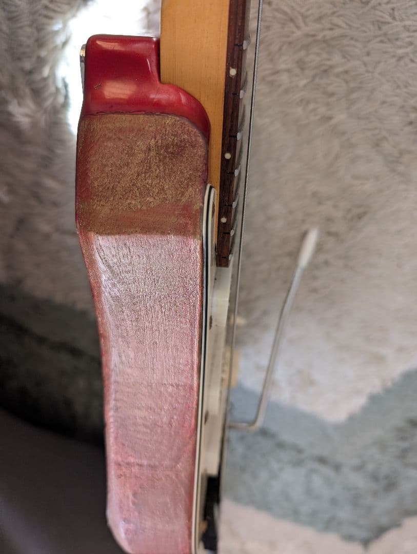 ヘッドレス　ストラト　エレキギター