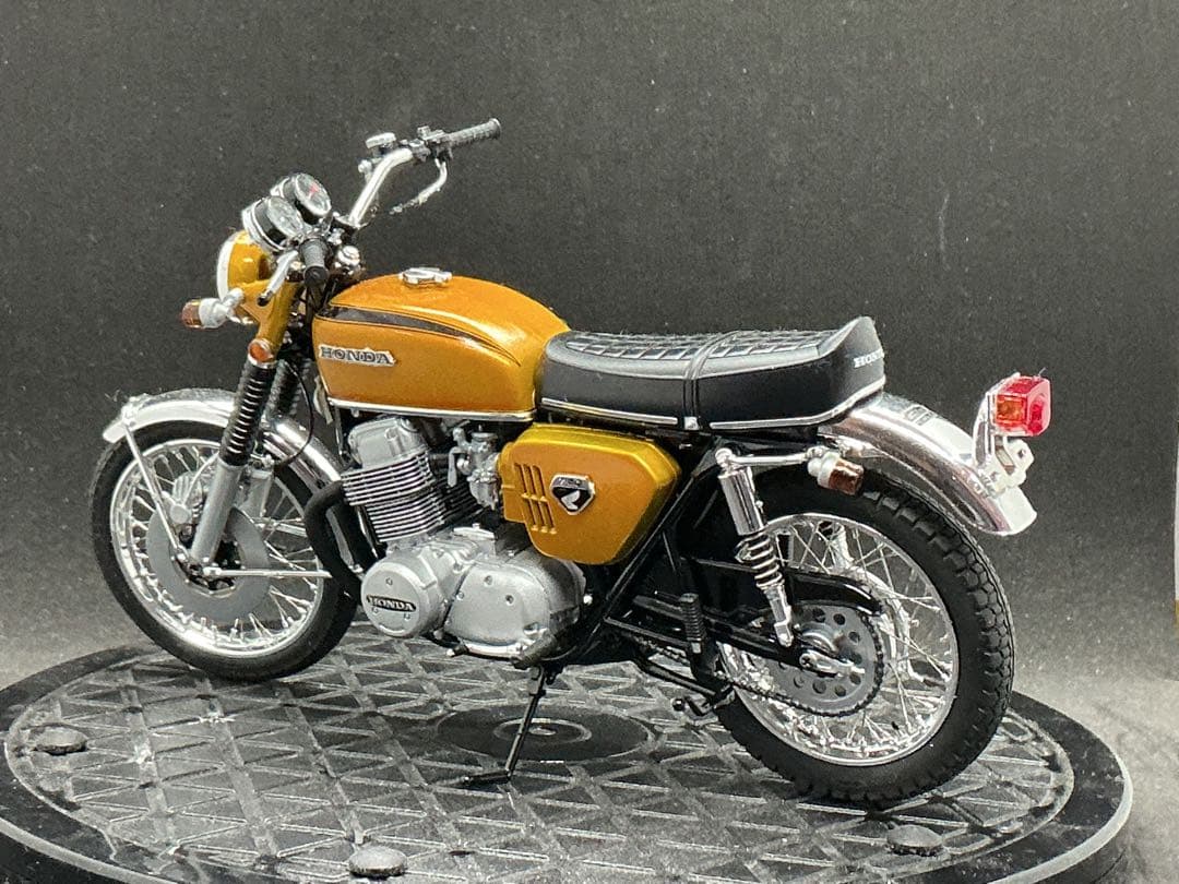 ⑩ 1/12スケール　ホンダCB750FOURカスタム仕様　プラモデル完成品
