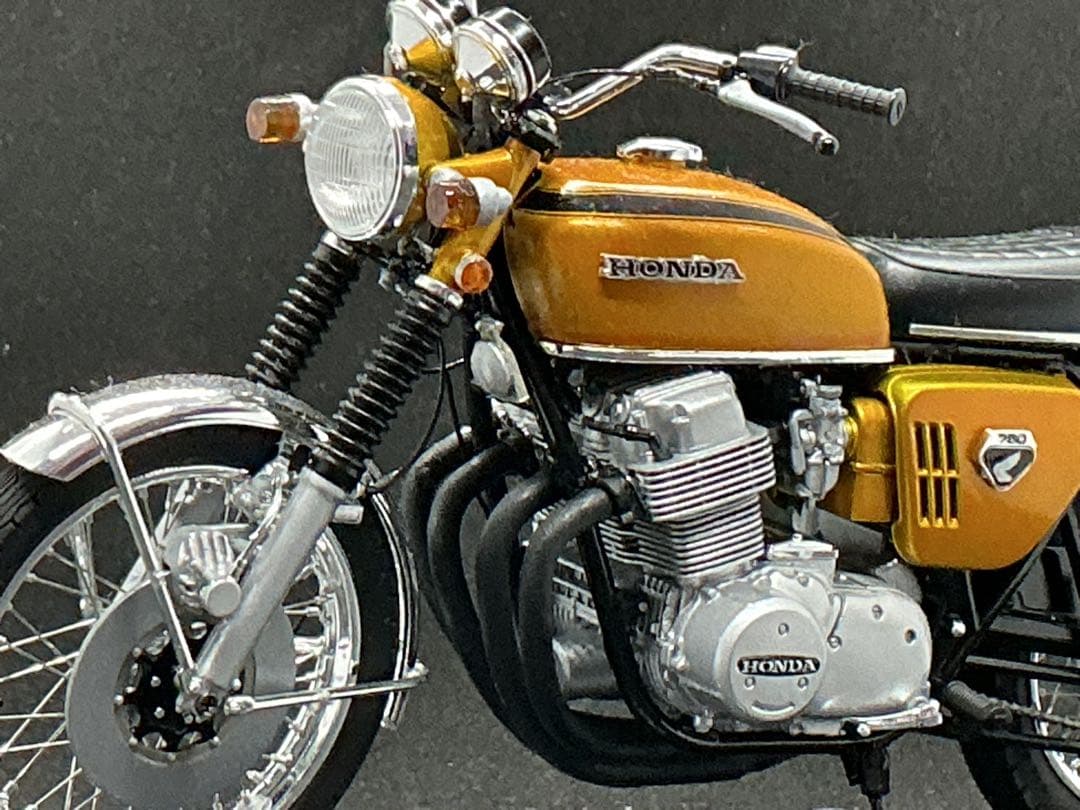 ⑩ 1/12スケール　ホンダCB750FOURカスタム仕様　プラモデル完成品