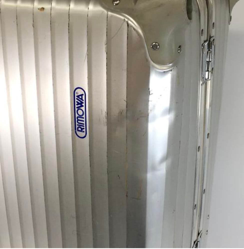 リモワ サルサ 4輪 アルミ スーツケース