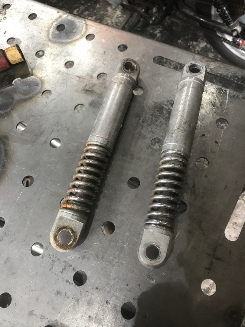 SR400 ローダウンサス