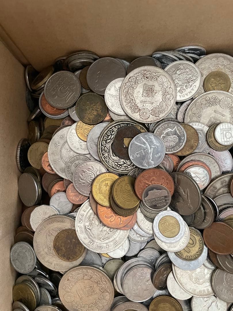 ぐ*こ様 古銭まとめ売り 10kg以上