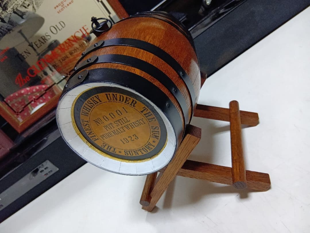 1970's　非売品　サントリー　山﨑蒸留所　初号樽型　店頭備品