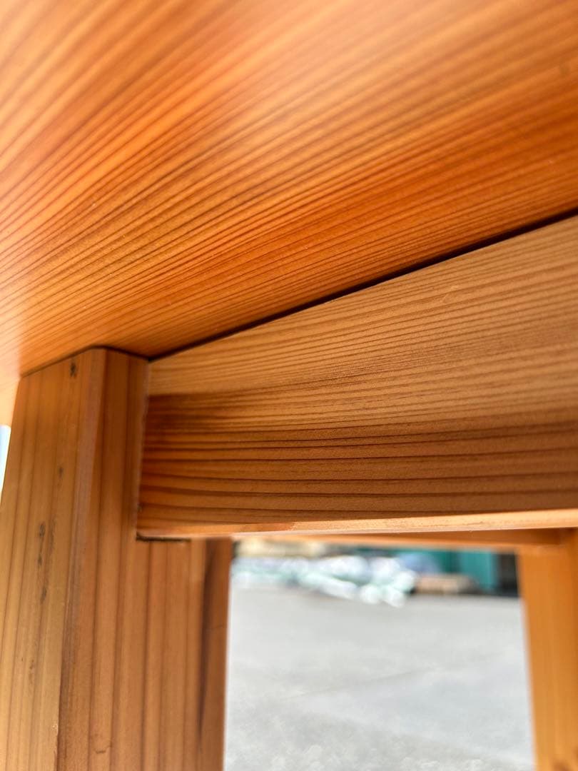 [たのメル便] 杉　円形テーブル　ウレタン塗装　無垢材一枚板　新品未使用