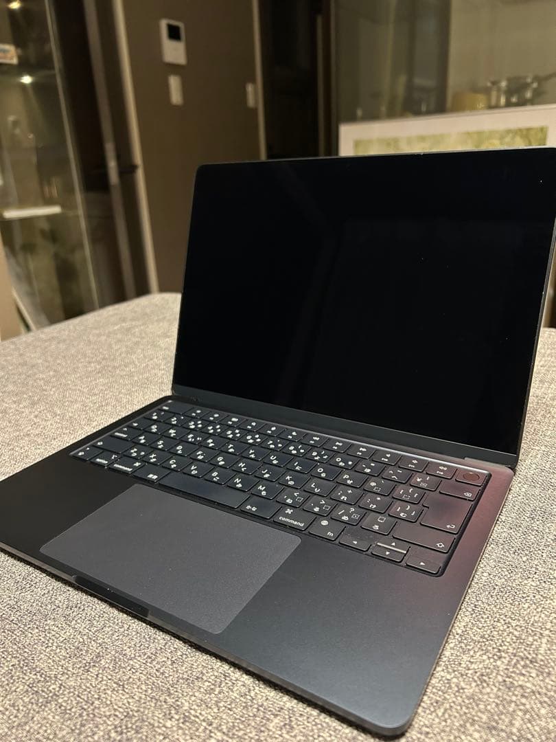 2024 MacBook Air１３inch ミッドナイト本体