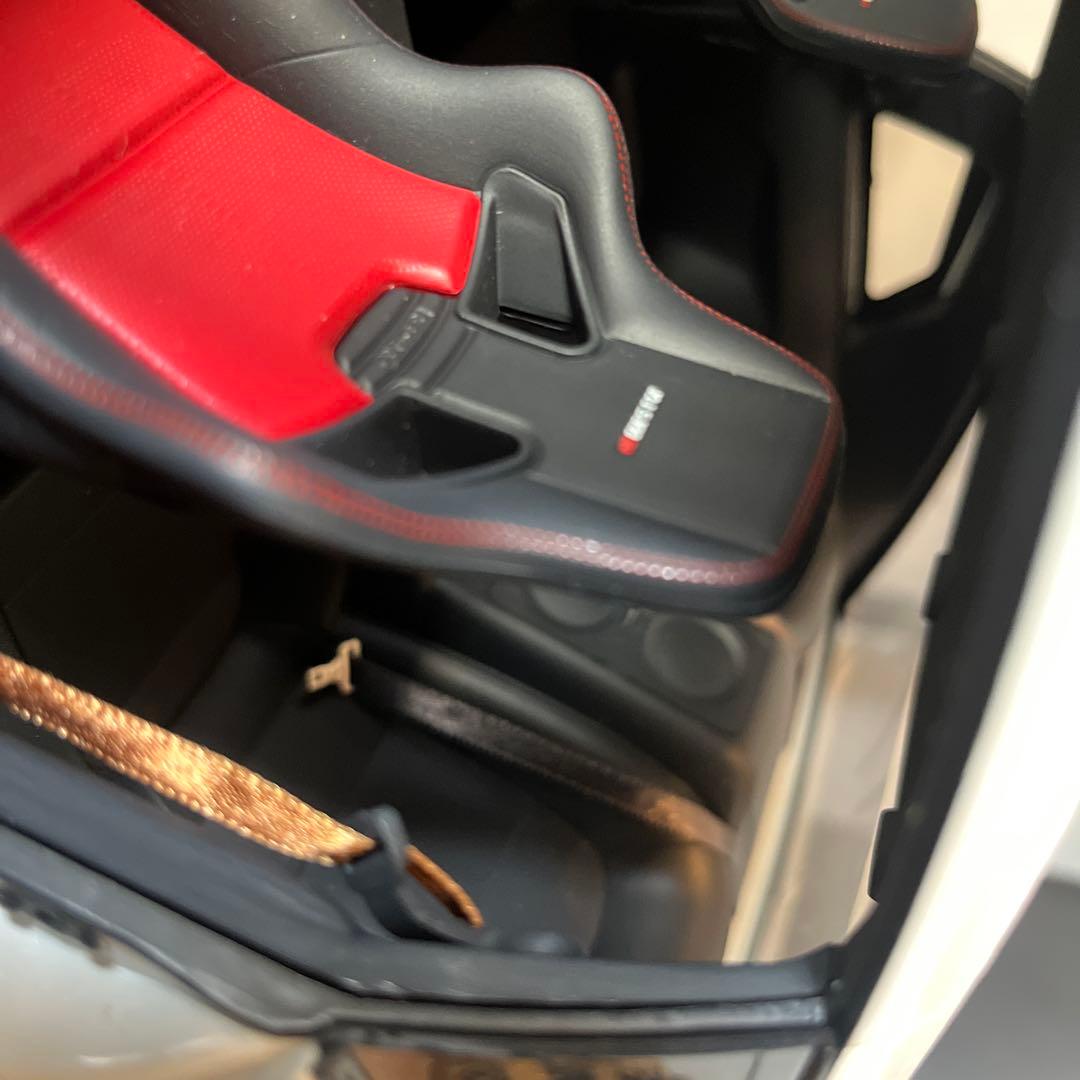 ディアゴスティーニ　Nissan GT-R Nismo 1/18 スケールモデル