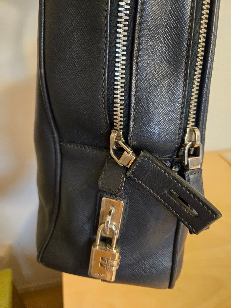 PRADA プラダ ビジネスバッグ サフィアーノレザー ネイビー 美品！！
