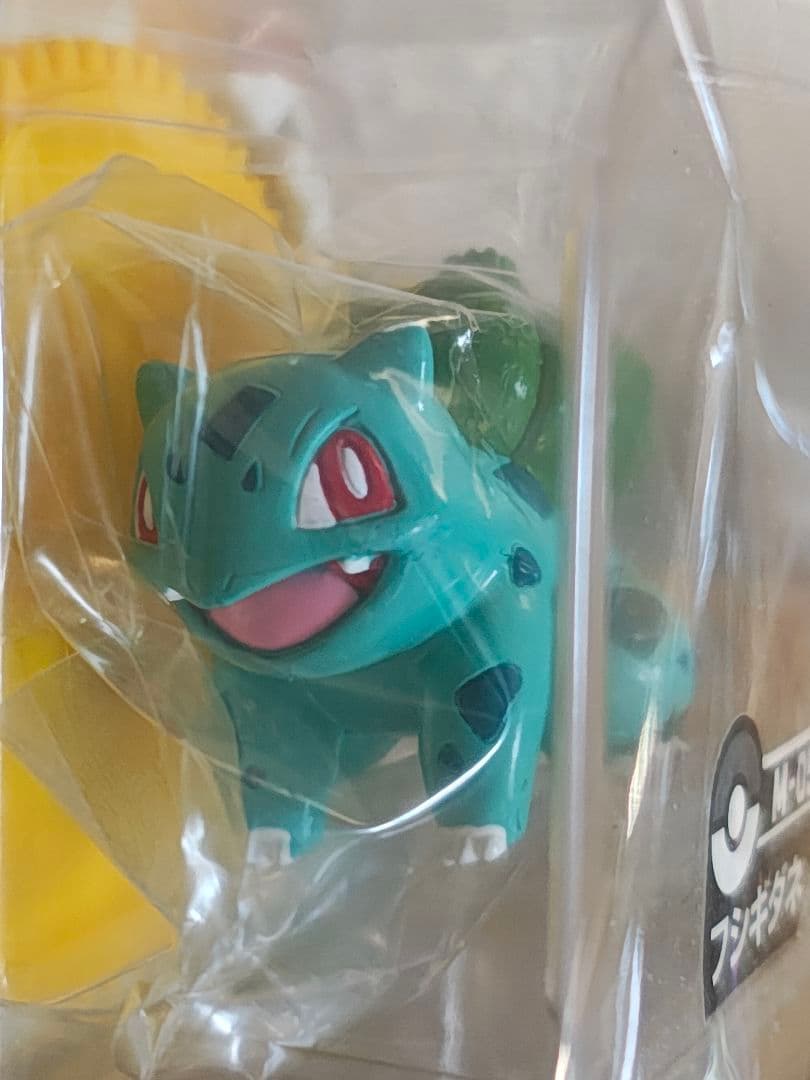 タカラトミー モンスターコレクション　ヒトカゲ　ゼニガメ フシギダネ　モンコレ