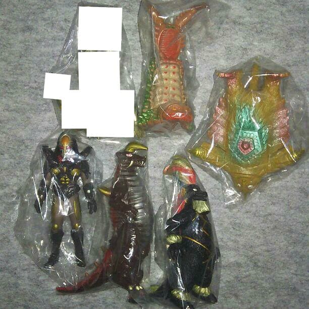 ウルトラマン ソフビ ２５個