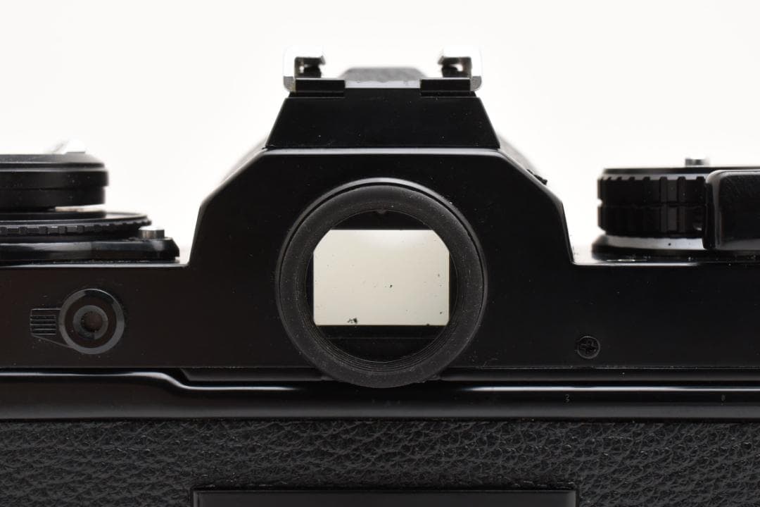 ★各部モルト張り替え済・超美品★ ニコン Nikon FE ボディ #19250