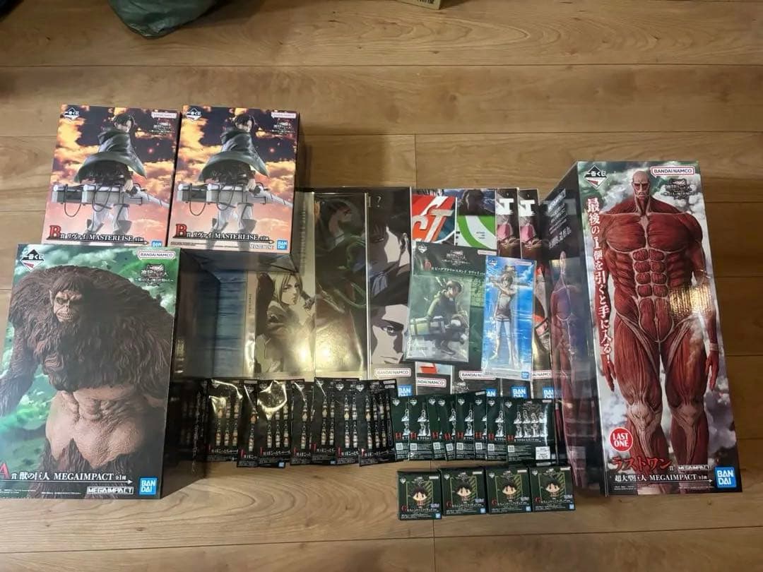 一番くじ　進撃の巨人　〜獣の巨人は俺が仕留める〜　A賞　B賞　ラストワン賞