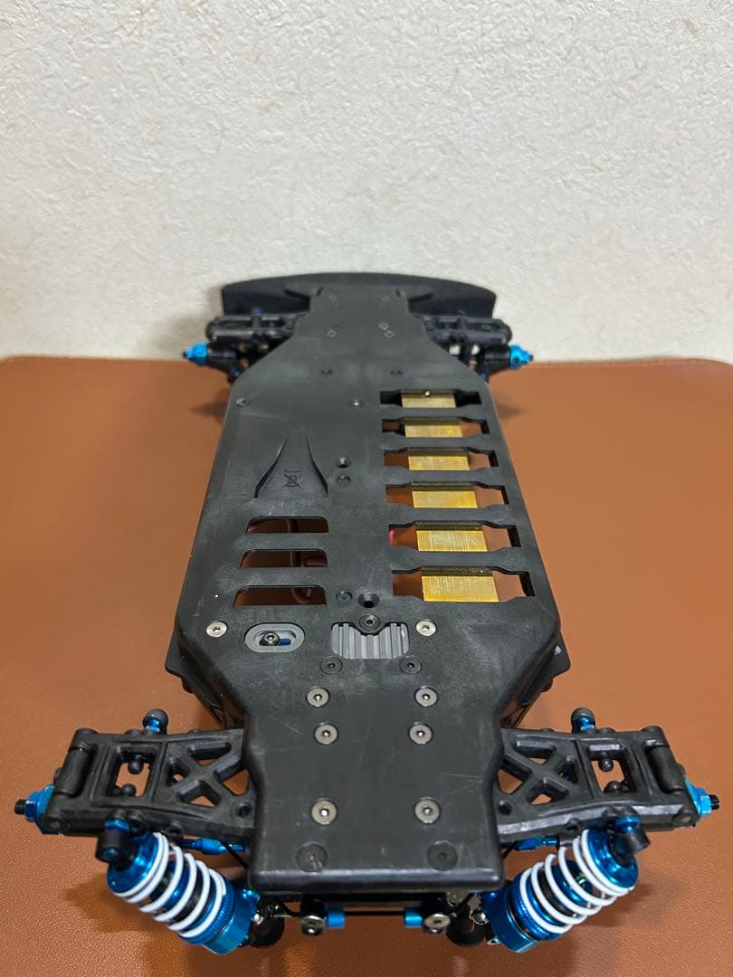 デン！タミヤTB-03R シャーシキット RC装置セット　ラジコンカー