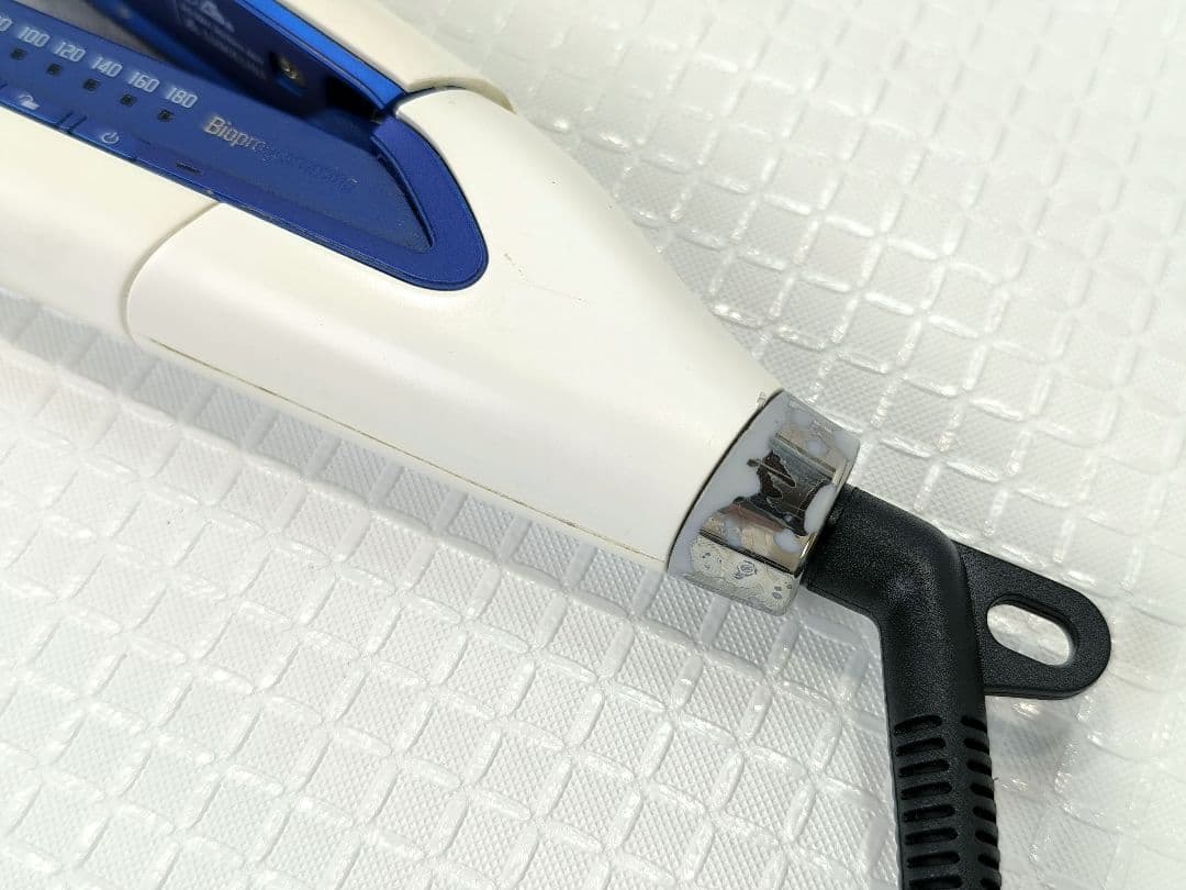 ヘアビューロン 3D Plus ストレート　リュミエリーナ ヘアアイロン　92