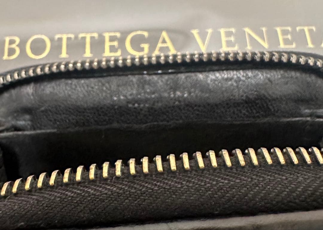 【付属品付】ボッテガヴェネタ イントレチャートケース/カーフ/黒/2️⃣✨✨