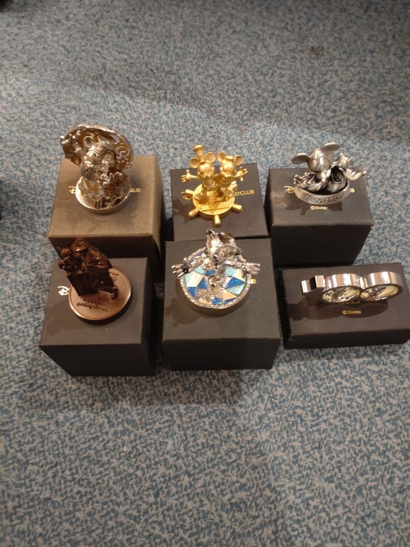 キャラクター金属製フィギュアセット