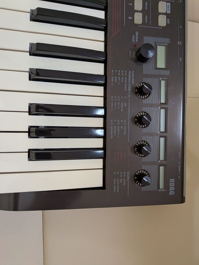 【希少】【現在製造中止】KORG R3 シンセサイザー キーボード