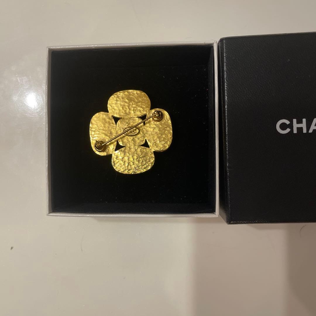 新宿伊勢丹シャネルブティク購入CHANEL ウッド✖️ゴールド　ブローチ　未使用品