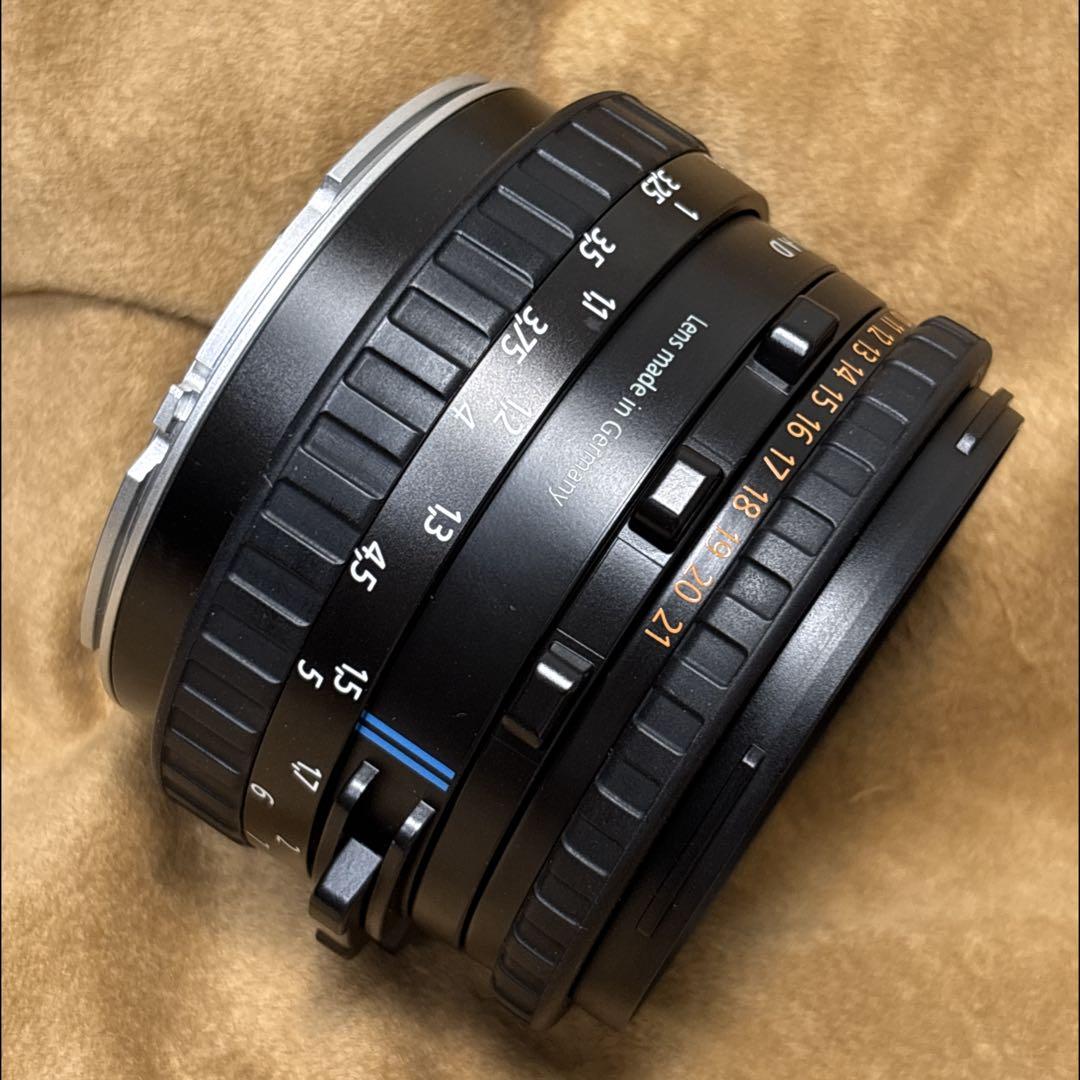 Hasselblad 503CW + CFE 80mm F2.8 中判カメラ