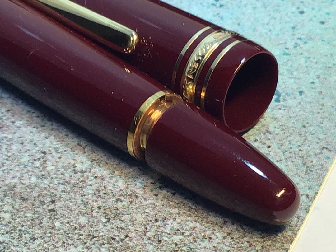 極美品‼️モンブラン マイスターシュテュック 146 ボルドー 中白 万年筆