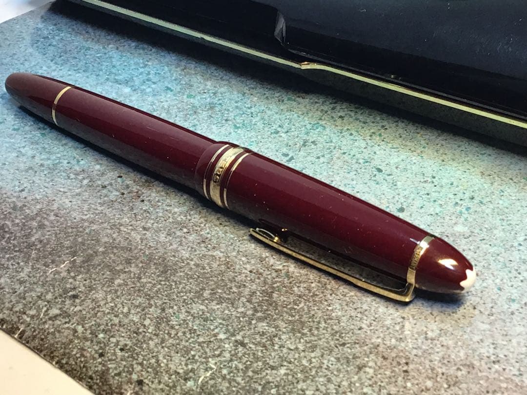 極美品‼️モンブラン マイスターシュテュック 146 ボルドー 中白 万年筆