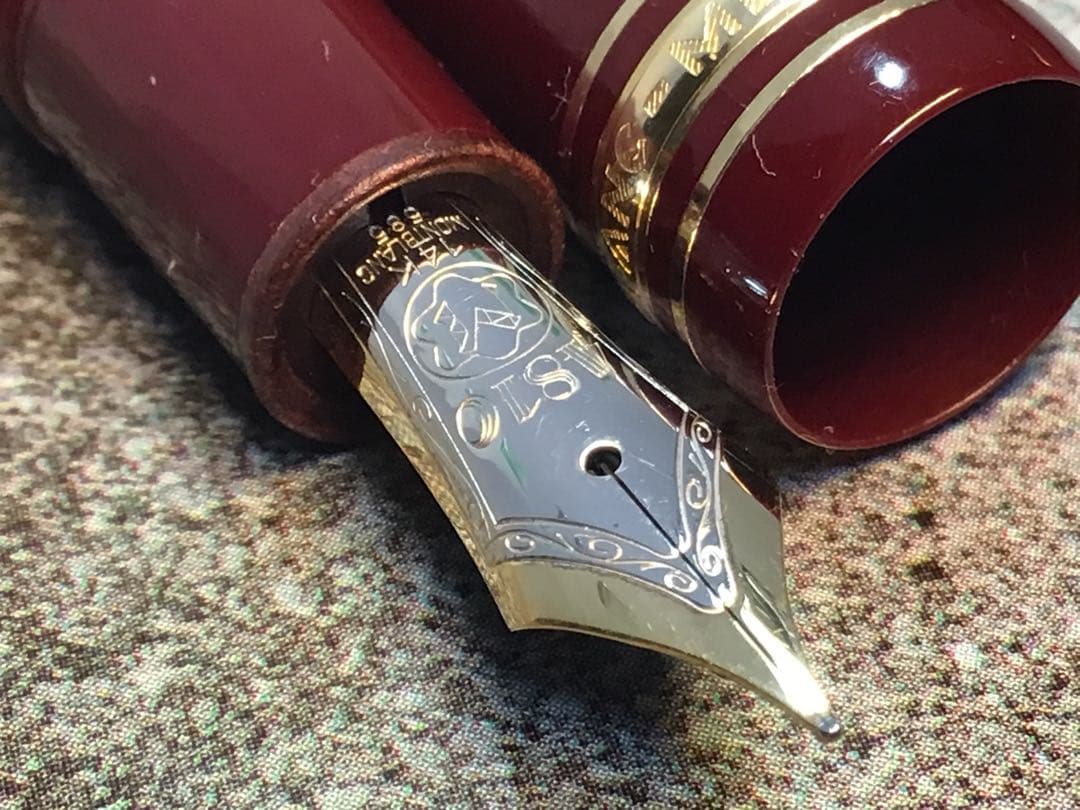 極美品‼️モンブラン マイスターシュテュック 146 ボルドー 中白 万年筆