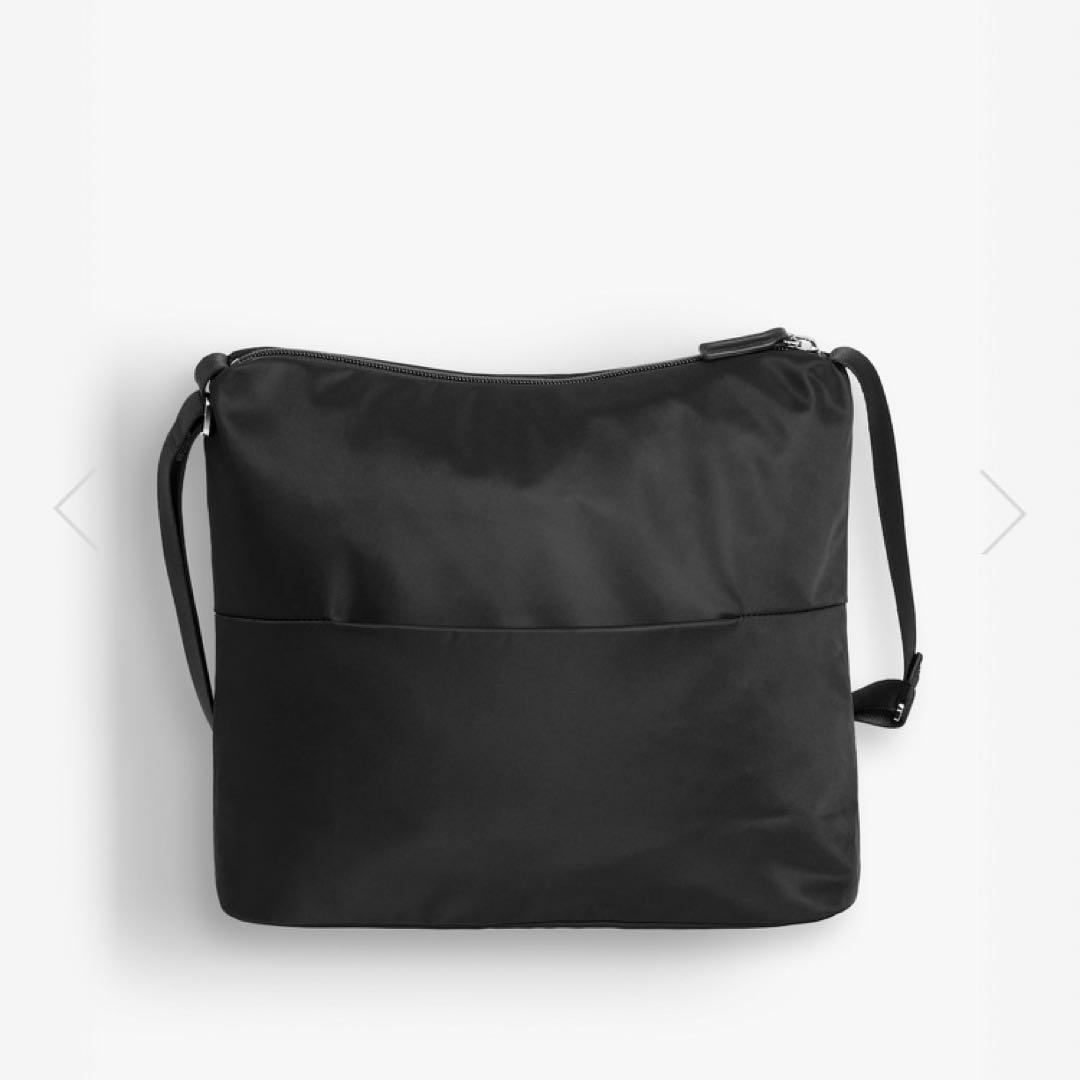 【美品•保証書付き】agnès b.（アニエスベー）ショルダーバッグ ブラック