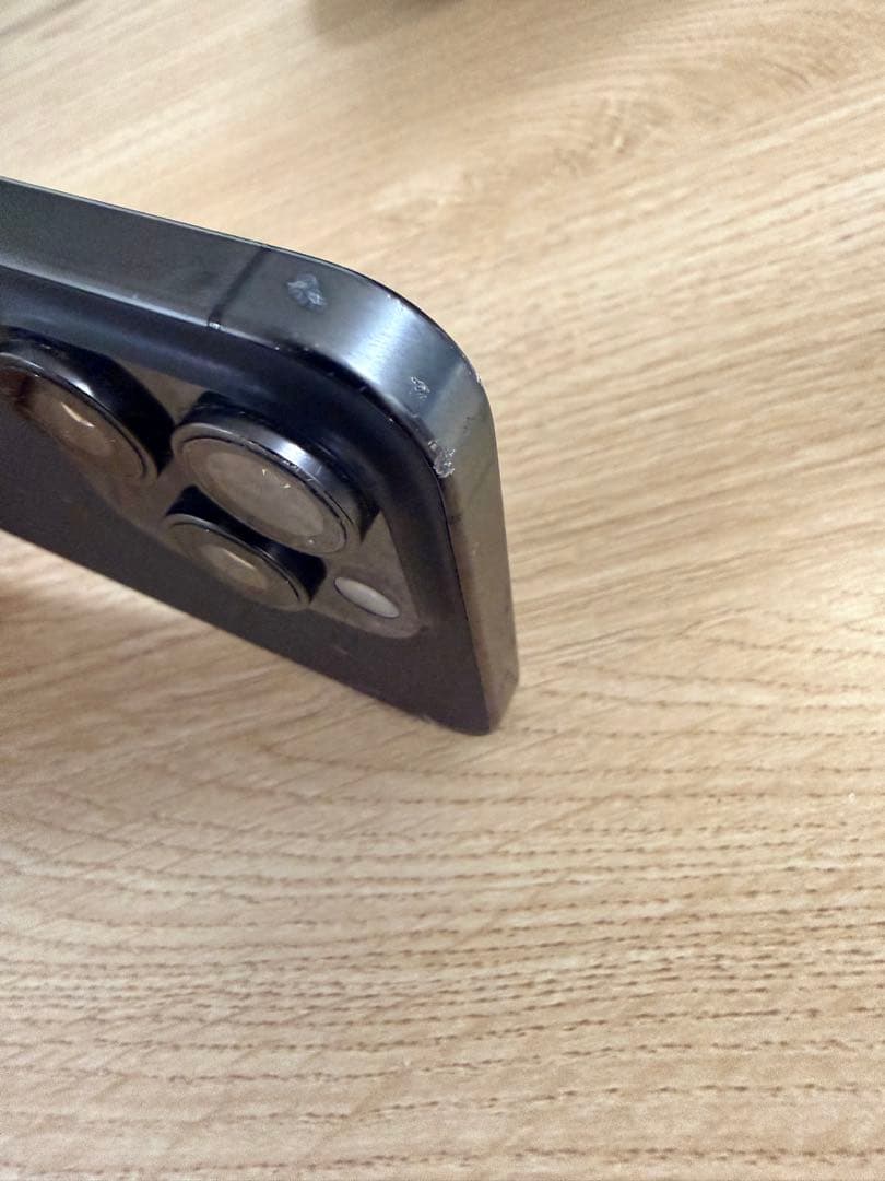 SiBAApple iPhone 15 Pro Max 背面傷あり