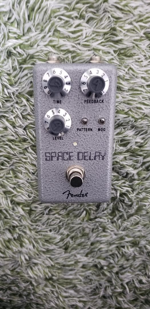 Fender Hammertone Space Delay エフェクトペダル
