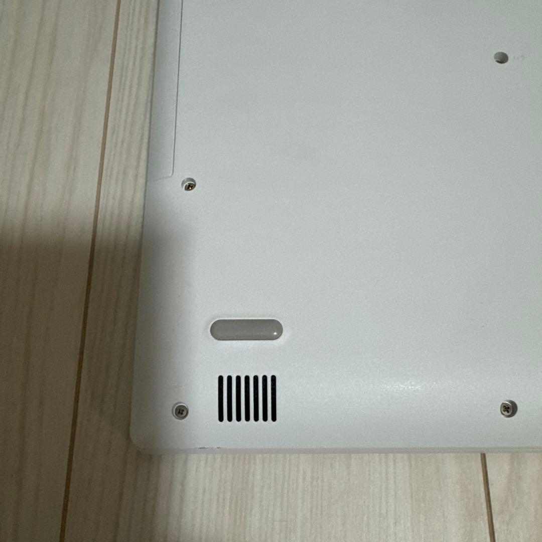 美品 15型 ホワイトカラー Lenovo ideapad 320 i5 8世代