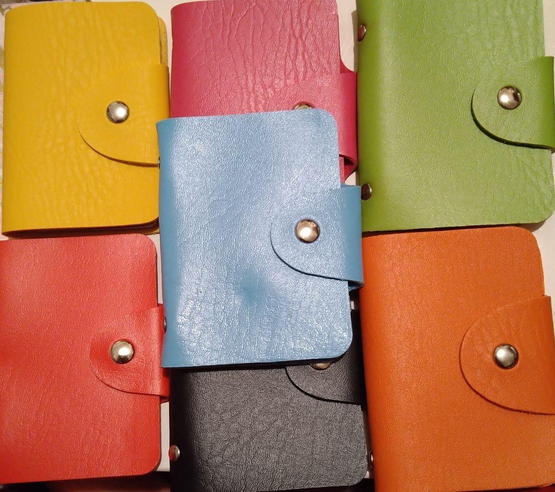 新品　未使用 6色 本革調 カードケース 24枚 ブルー