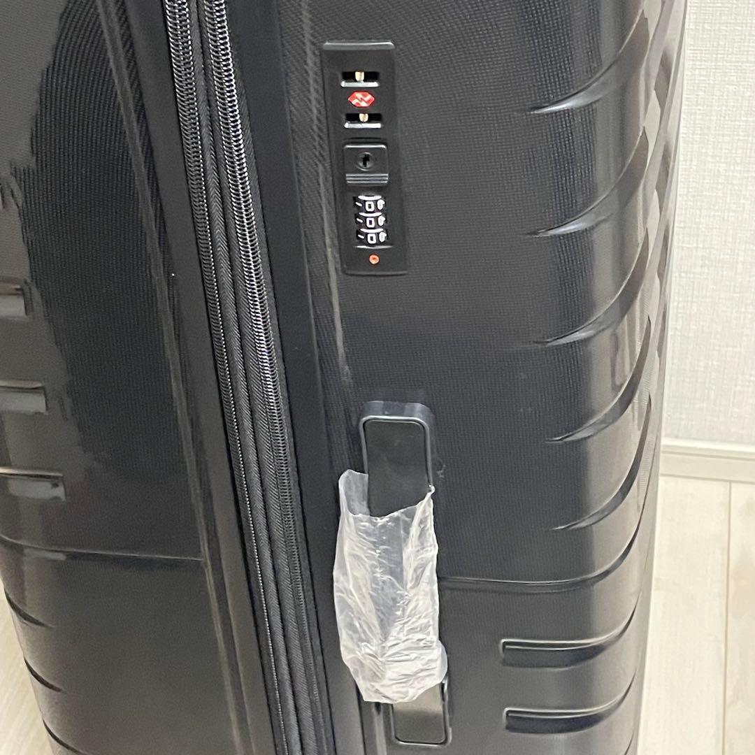 キャリーケース　28インチ　スーツケース　③ブラック　黒　四輪キャスター