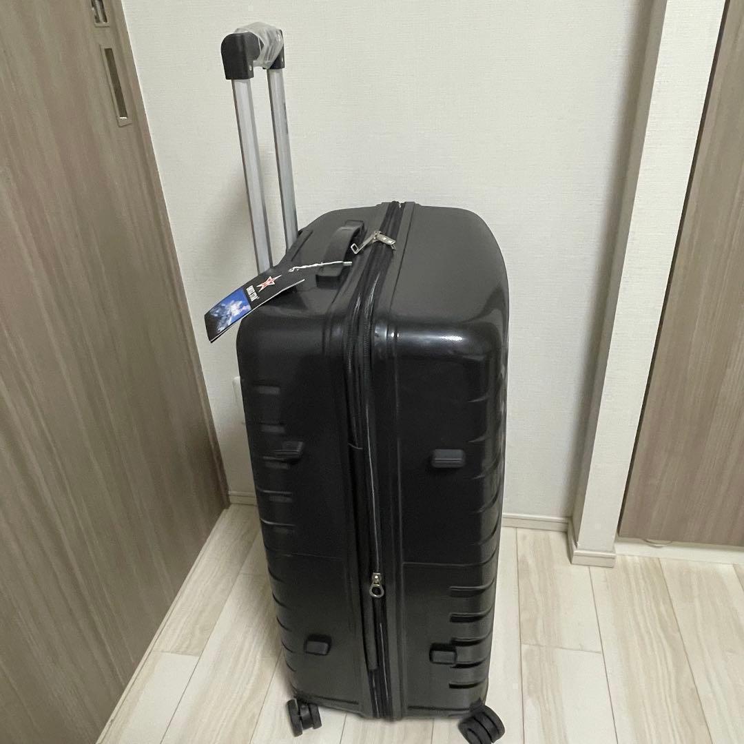 キャリーケース　28インチ　スーツケース　③ブラック　黒　四輪キャスター
