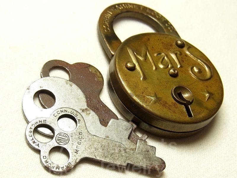 《p1051》“Mars”（火星）1900年初頭 P&F Corbin社 南京錠