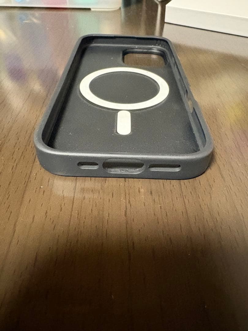 CASETiFY iphone16ケース　カードホルダースタンド