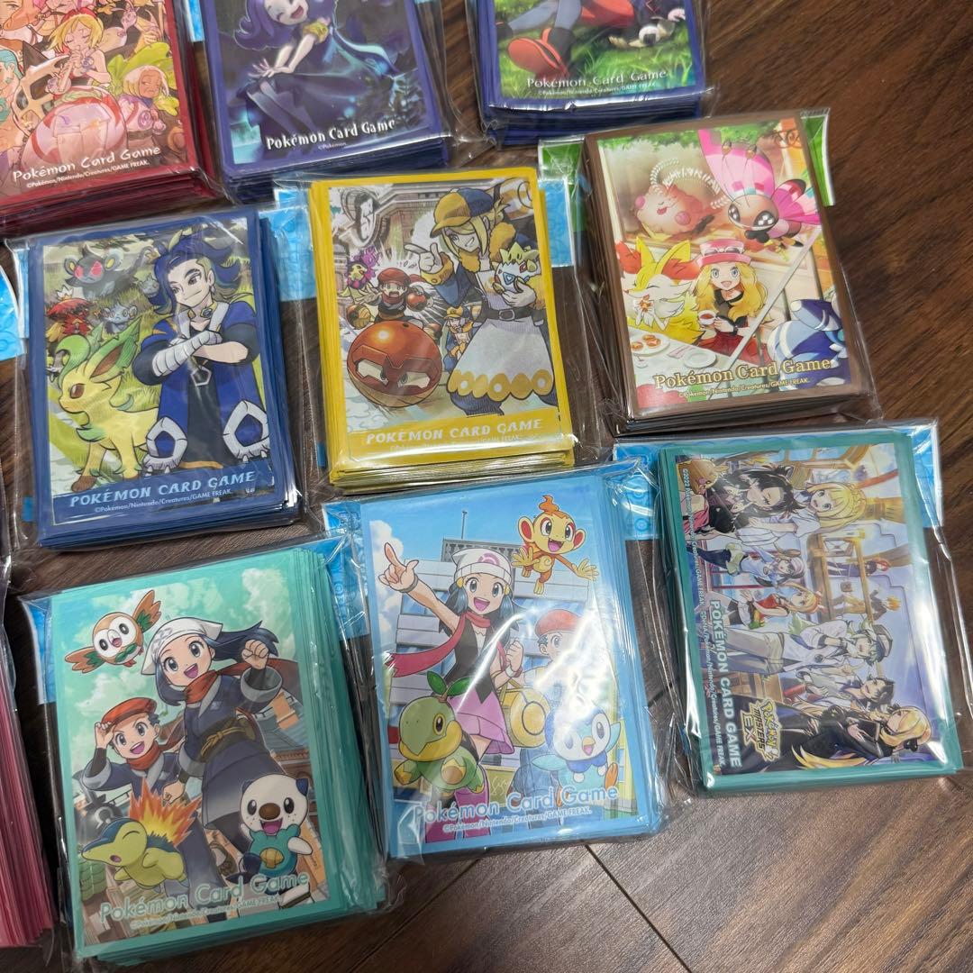 キャラクターデッキシールド　まとめ売り　16個