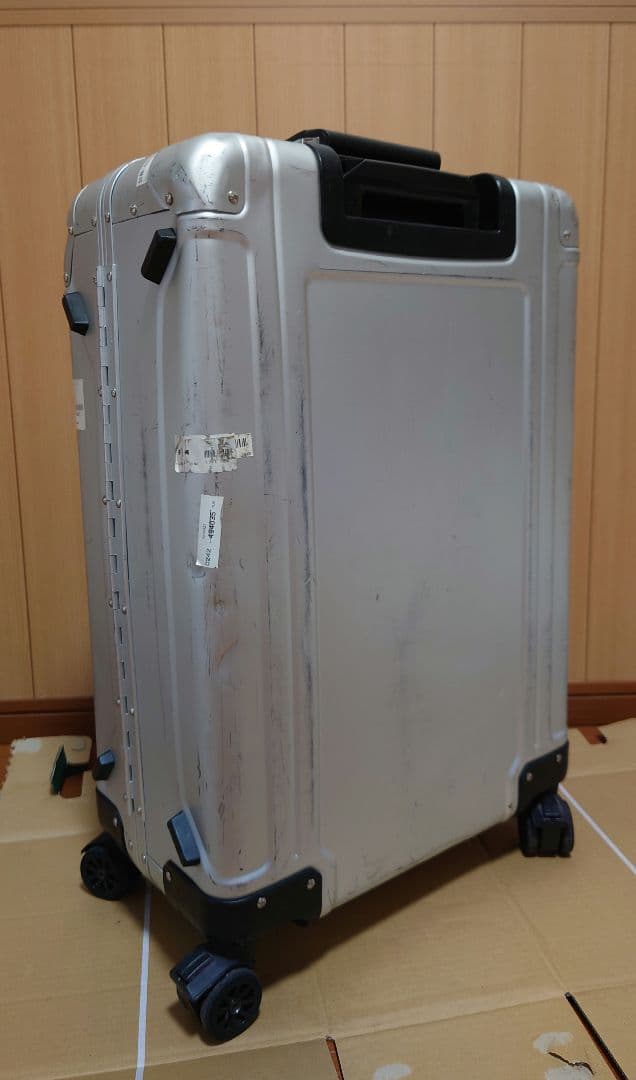 ゼロハリバートン　ZR Series 68L キャリー