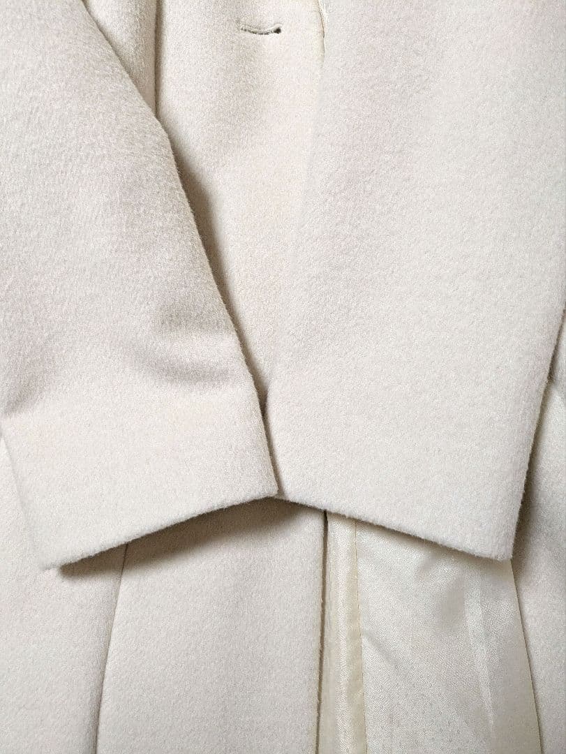 リリーブラウン　チェスターコート　アイボリー