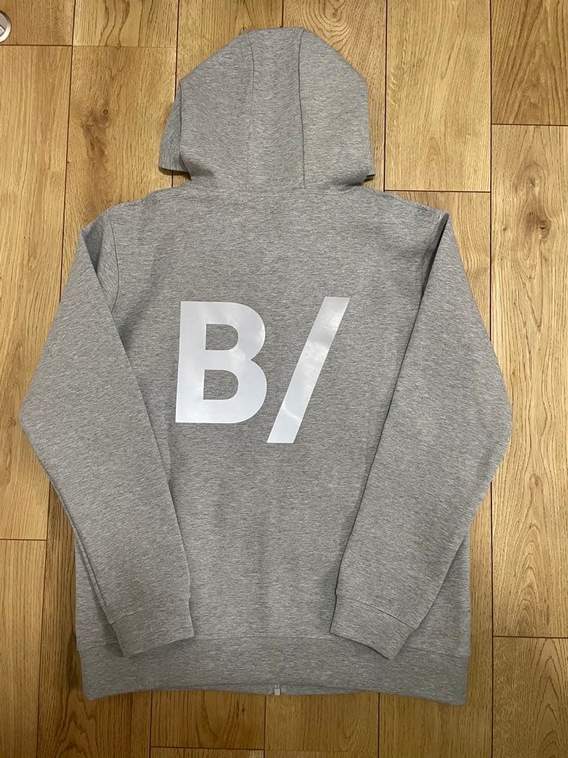 B/(ビースラッシュ) スウェットフーディー パーカー ダークグレー Lサイズ