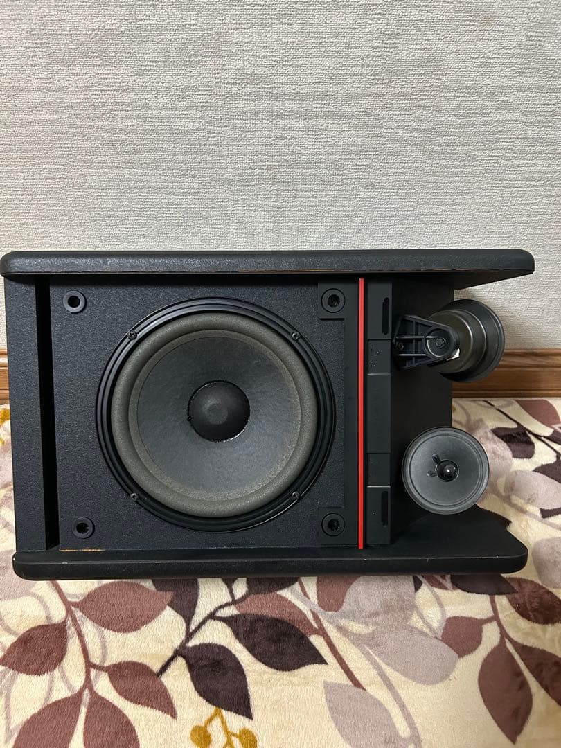 BOSE 301-AV MONITOR　スピーカー　ペアセット