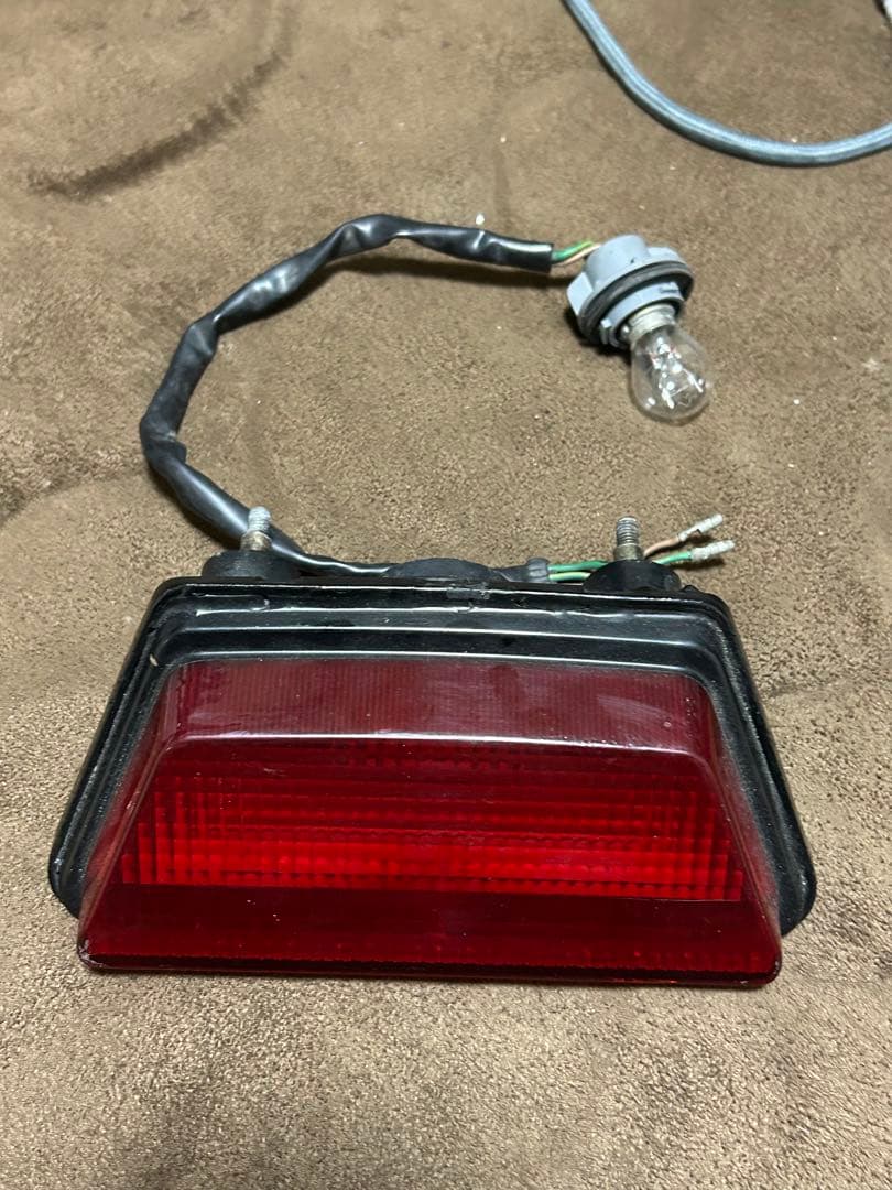 cbr400f 純正テールランプ