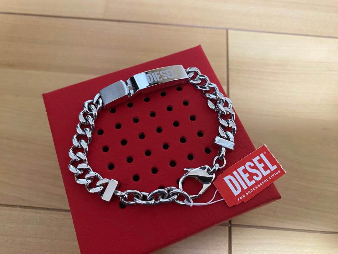 diesel ブレスレット シルバー 新品未使用