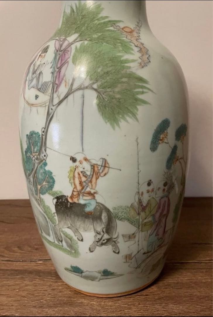 中国古美術 清末民国時代　豆青釉浅降彩大花瓶42cm　漁樵耕読